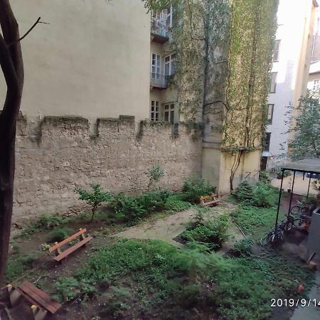 Brand New Apartment In The Center Budapest Eksteriør billede