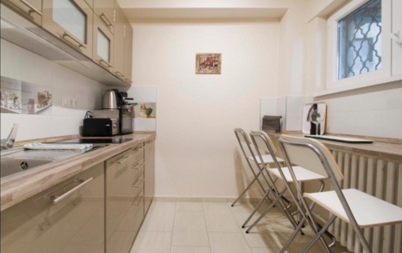 Brand New Apartment In The Center Budapest Eksteriør billede